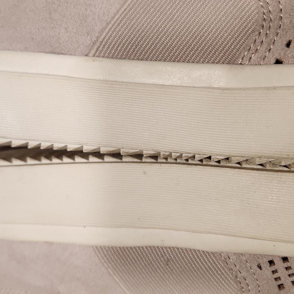 Dr. Scholls - image 7